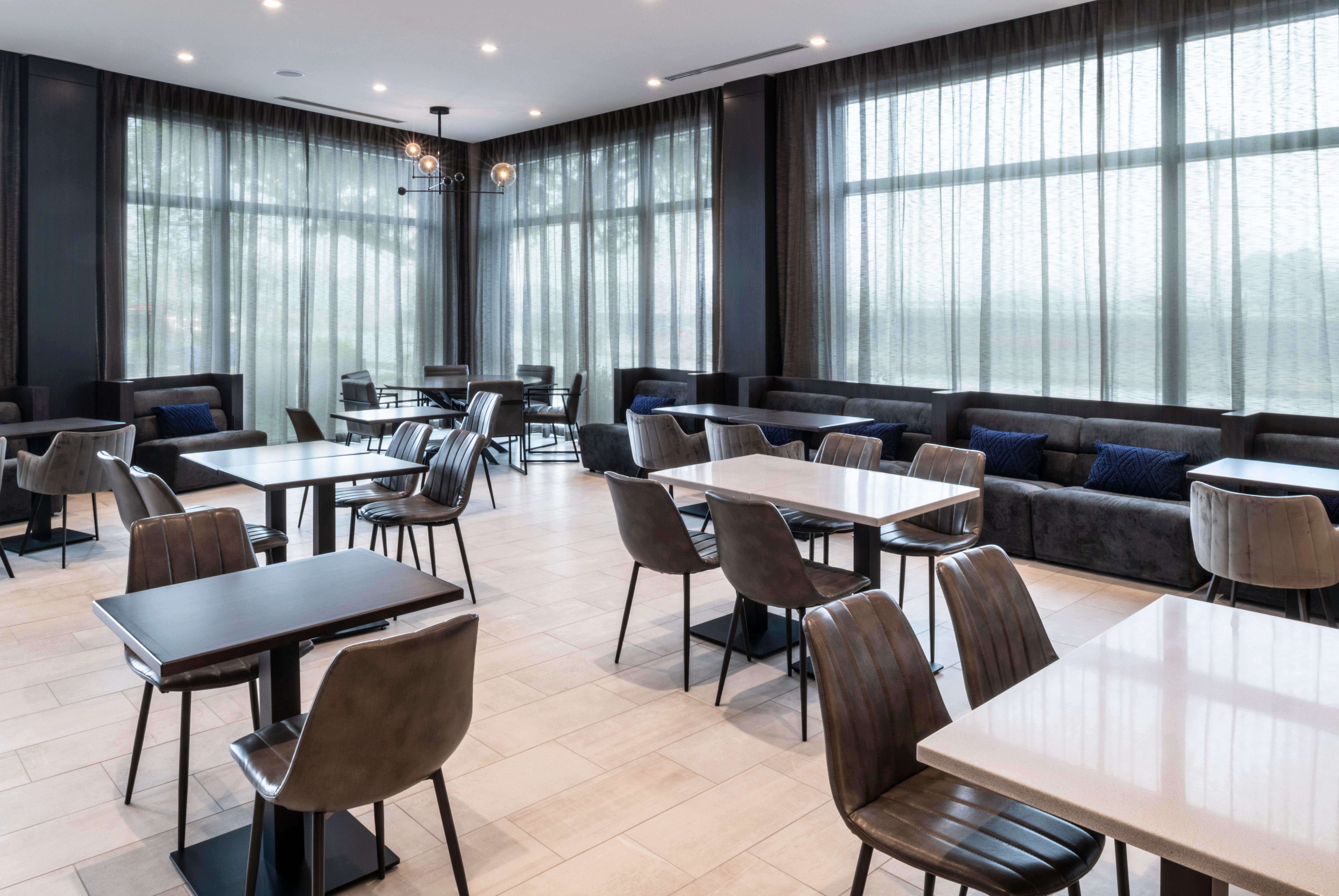 Holiday Inn Express - Boston Logan Airport - Revere By Ihg Экстерьер фото