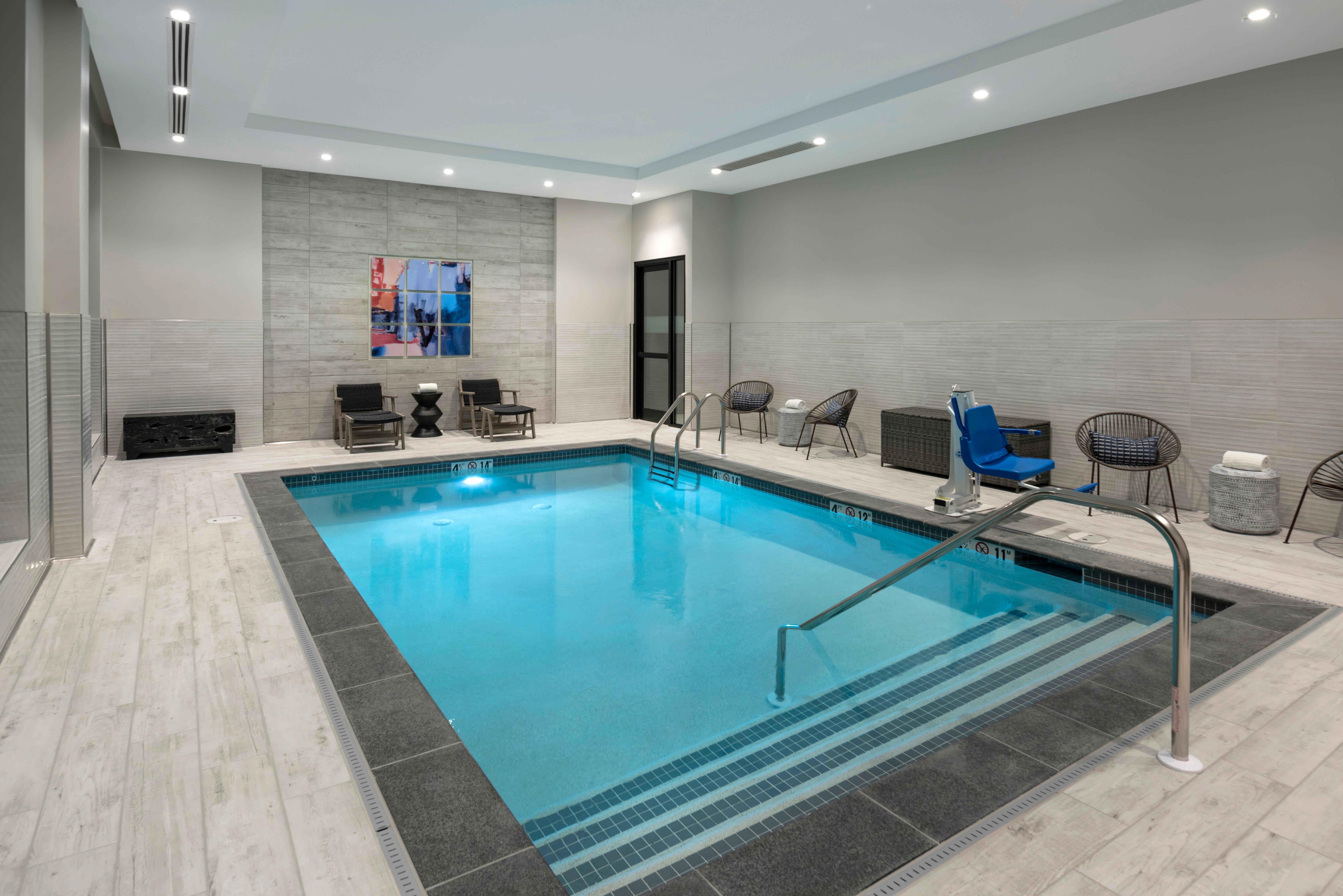 Holiday Inn Express - Boston Logan Airport - Revere By Ihg Экстерьер фото