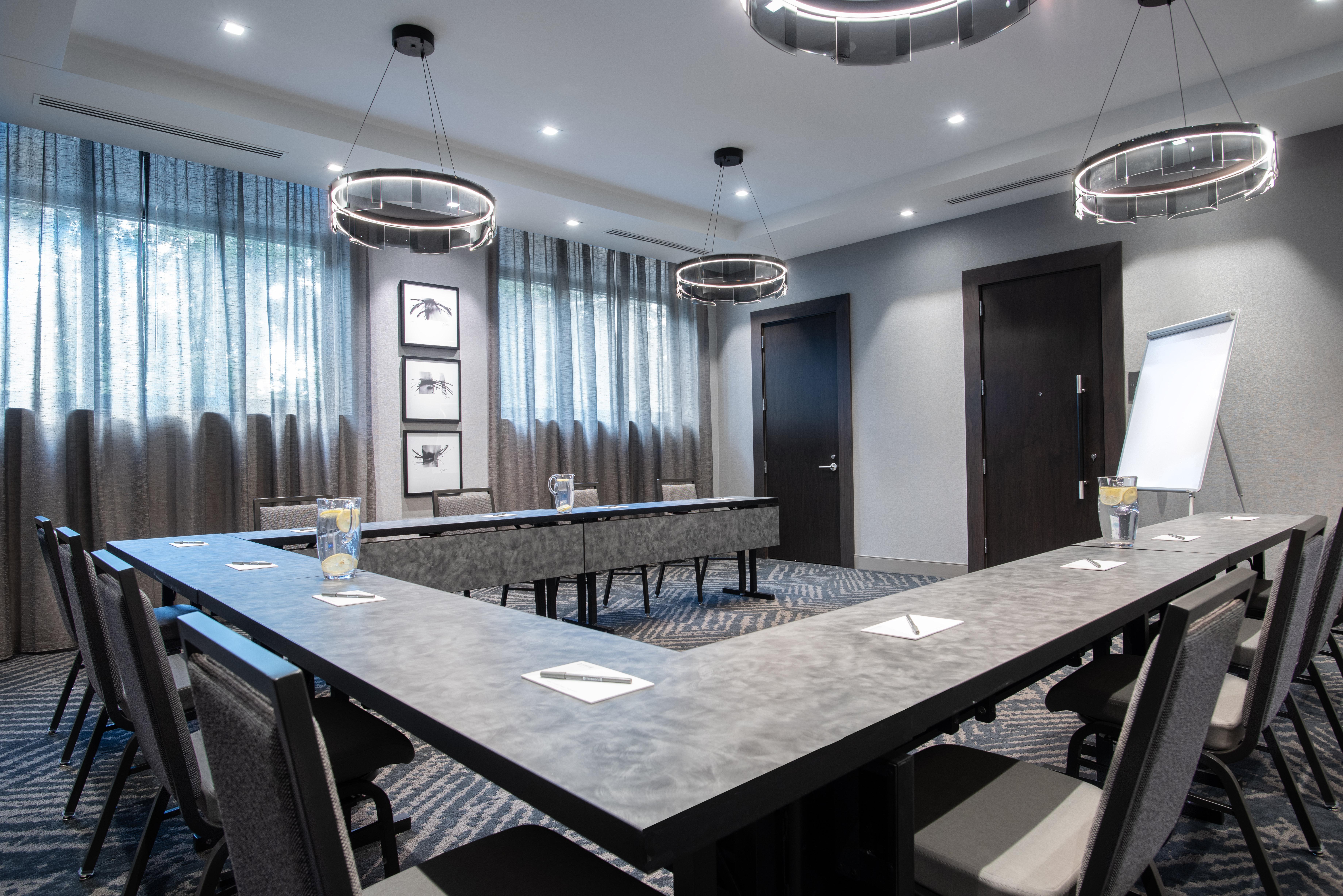 Holiday Inn Express - Boston Logan Airport - Revere By Ihg Экстерьер фото
