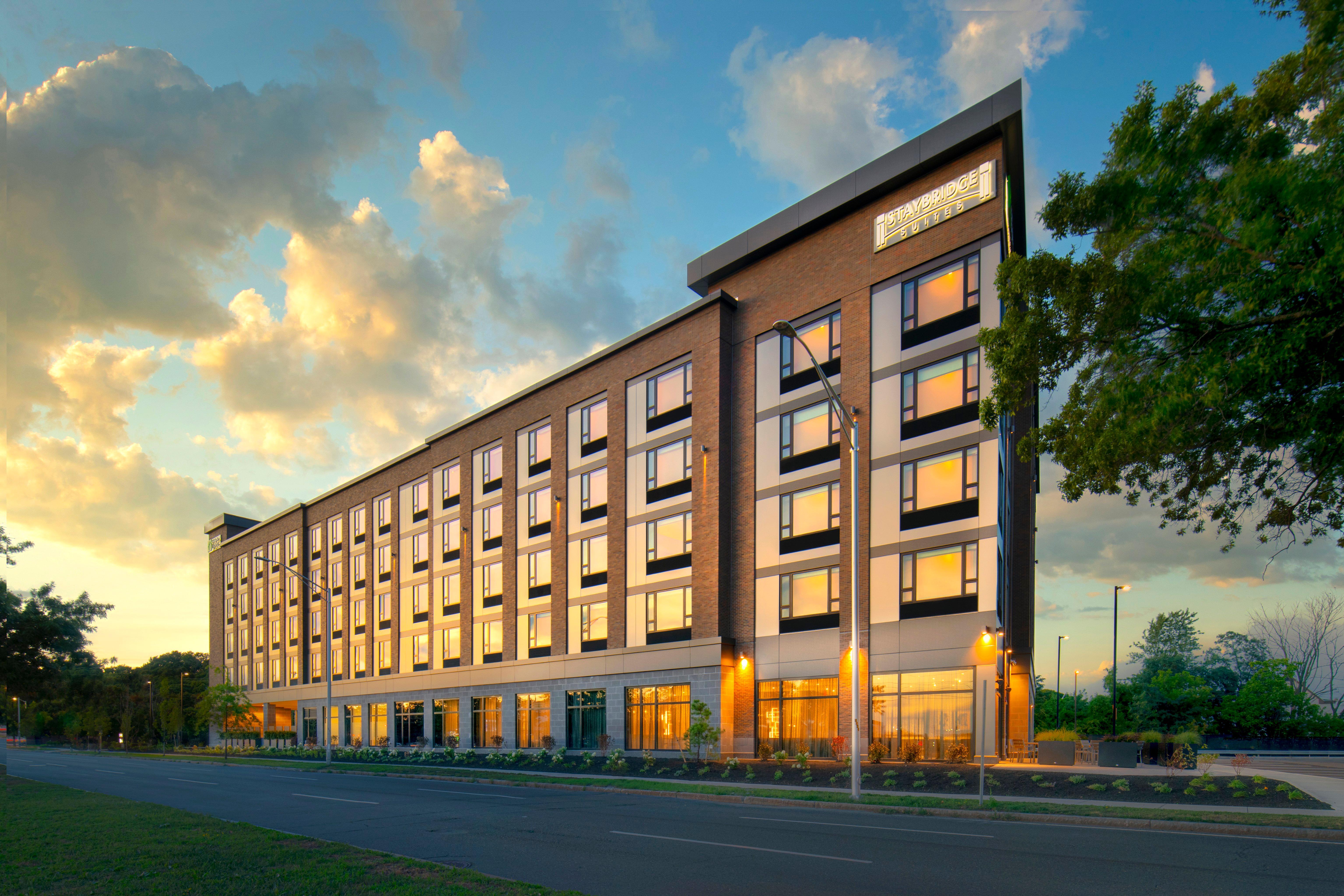 Holiday Inn Express - Boston Logan Airport - Revere By Ihg Экстерьер фото
