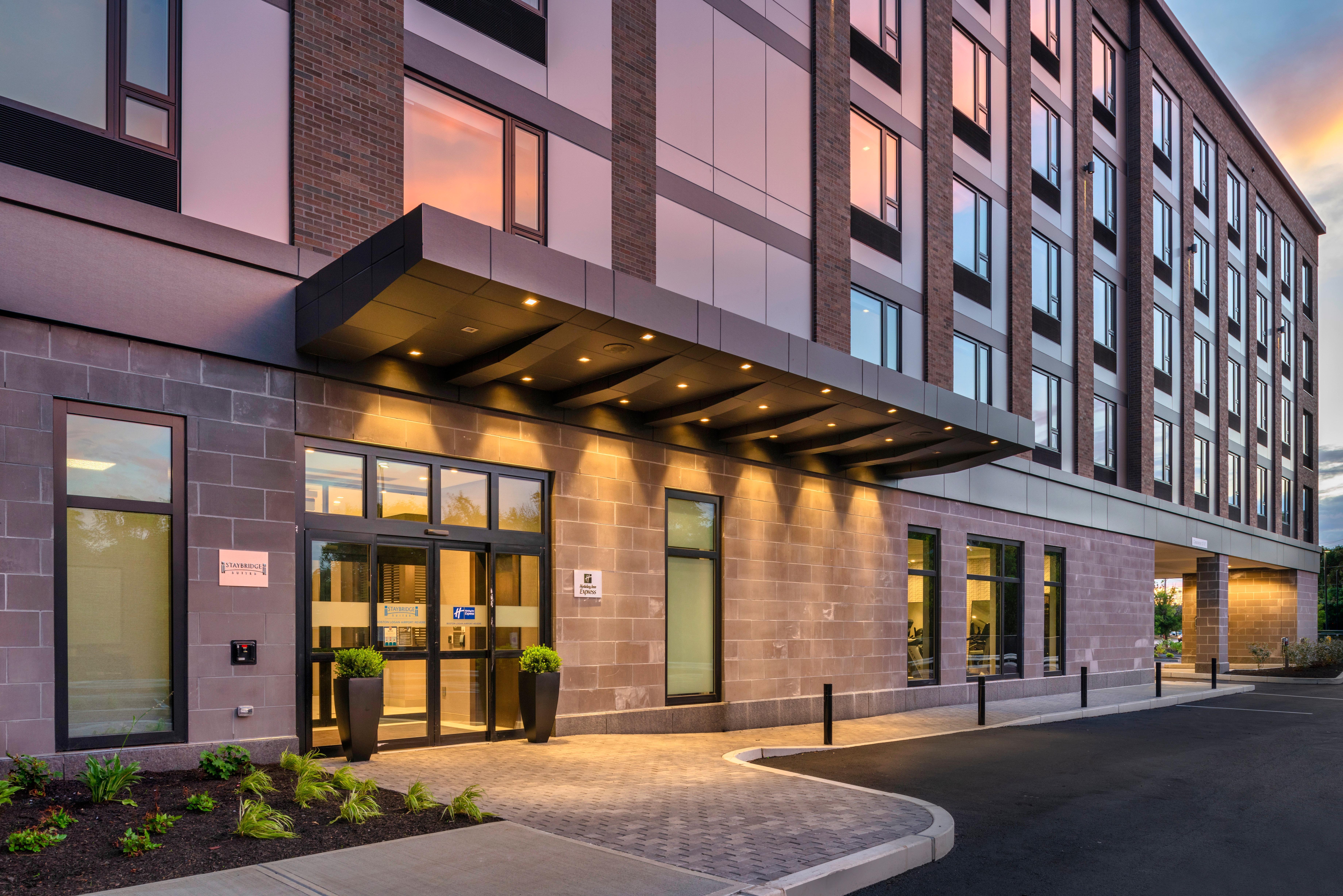 Holiday Inn Express - Boston Logan Airport - Revere By Ihg Экстерьер фото